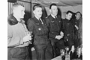 184- ARMEE DE L'AIR EN ALGERIE 1945-1962-32  (60)